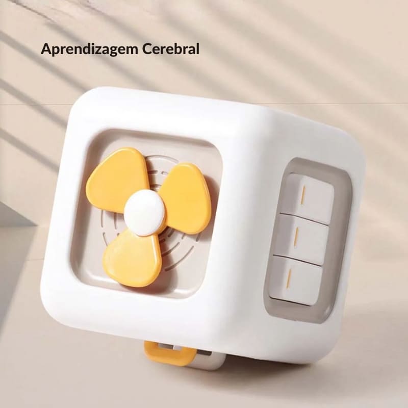 Brinquedo Sensorial 6 em 1 - Cubo Montessori